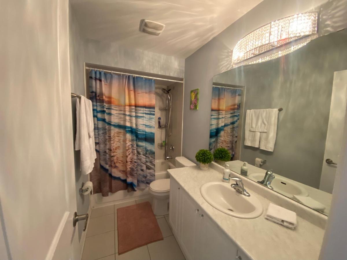 2 Bedroom With 2 Ensuites Unit In Richmond Hill Eksteriør bilde