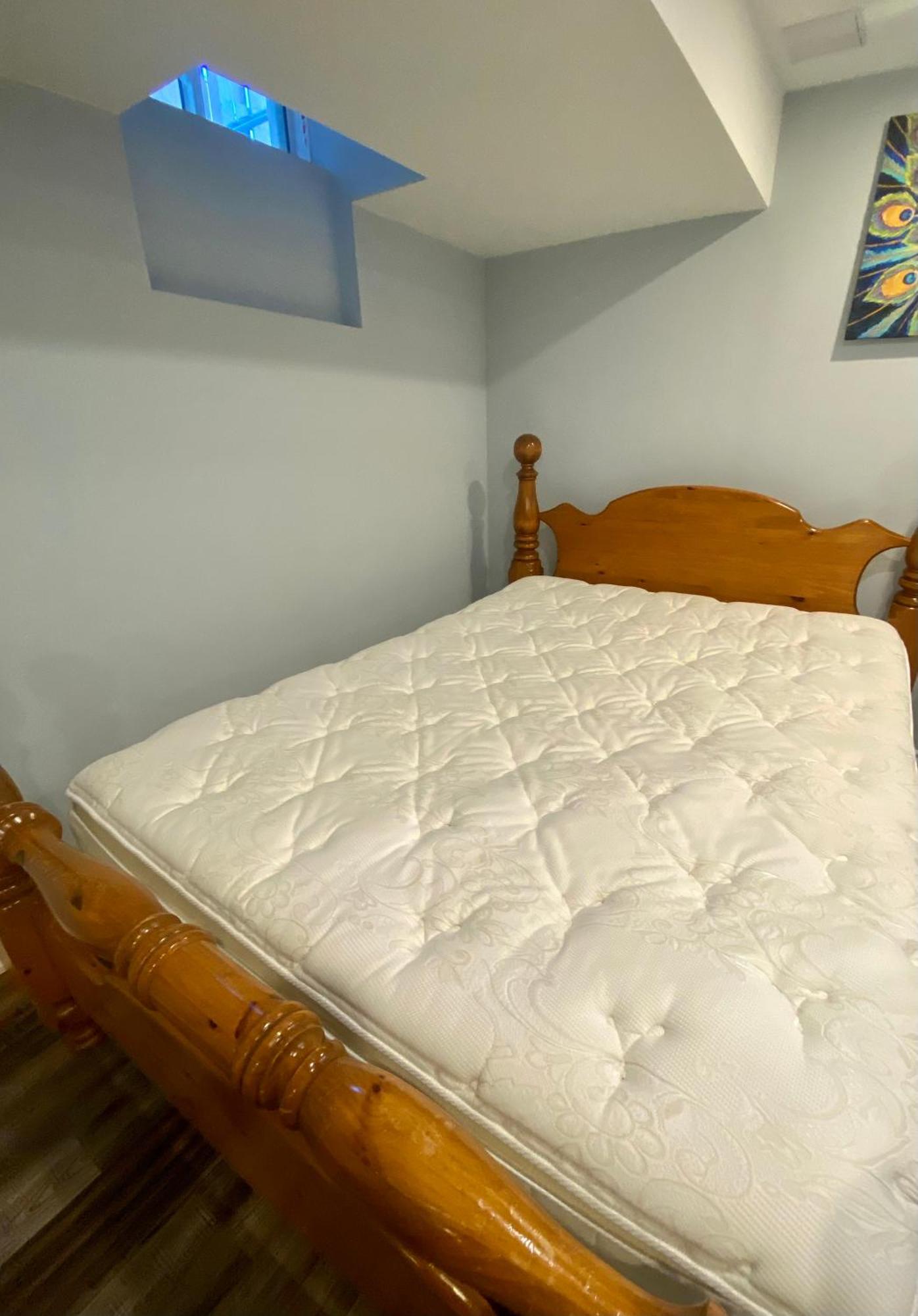 2 Bedroom With 2 Ensuites Unit In Richmond Hill Eksteriør bilde